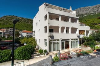 013 4944 30 makarska drvenik charming villa with sea view for sale