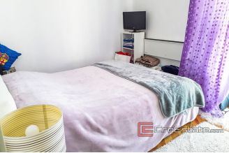 05 4942 30 Split apartment sea view for sale