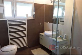 015 2021 216 near zadar seafront villa with pool for sale6