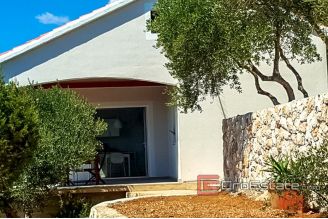 09 2016 383 Hvar house sea view for sale