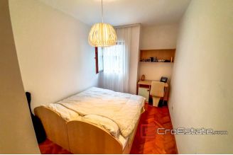 13 2018 132 Split apartment for sale