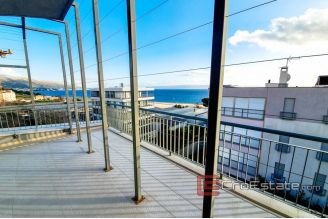 14 2018 131 Split penthouse sea view for sale
