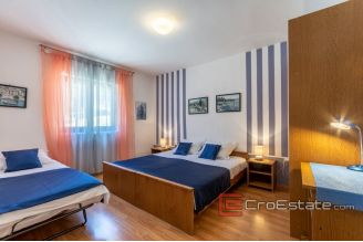 20 4939 30 Vis apartments sea view for sale