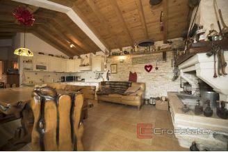 010 3558 30 rogoznica renovated stone houses for sale