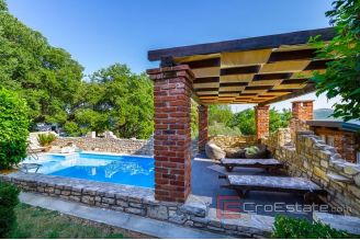 020 2021 246 near zadar villa with pool for sale