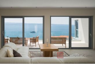 020 2022 228 near omis modern villa panoramic sea view for sale