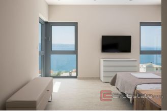 020 2022 228 near omis modern villa panoramic sea view for sale
