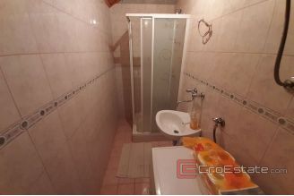 013 2016 431 kastela 2 apartmentsl for sale