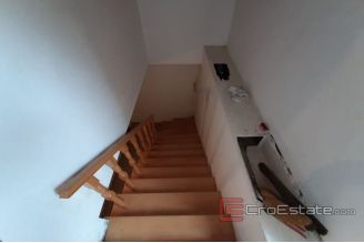 013 2016 431 kastela 2 apartmentsl for sale