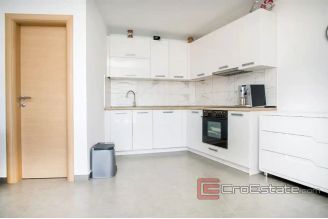 020 2022 227 near rogoznica modern villa  with sea view for sale