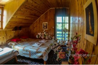 16 2025 43 Plitvice house swimming pool for sale