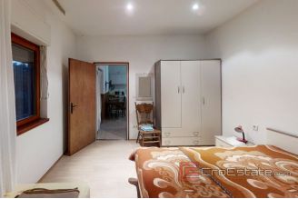 016 2015 142 omis unfinished house for sale
