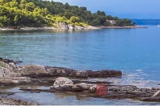 16 4933 30 Solta house sea view for sale