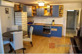 01 2018 130 Split apartment for sale
