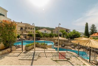 19 4931 30 Ciovo house sea view swimmingpool for sale