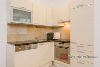 19 4931 30 Ciovo house sea view swimmingpool for sale
