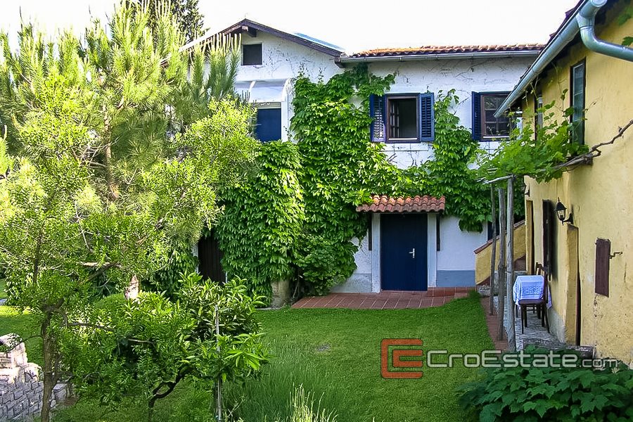Croatia,Rijeka Duplex house with land