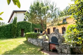 16 4930 30 Istra house land sea view for sale