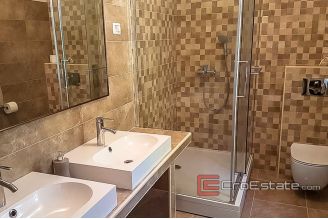 16 4930 30 Istra house land sea view for sale