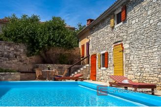 19 4927 30 Istra stone house swimming pool for sale
