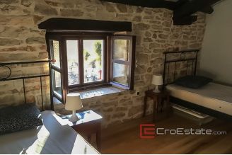 19 4927 30 Istra stone house swimming pool for sale