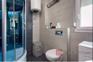 15 4984 30 Ciovo apartment sea view for sale