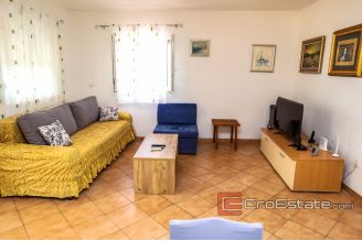 19 2019 95 Rogoznica house sea view for sale