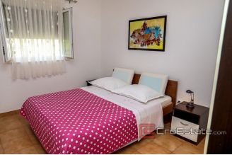 19 2019 95 Rogoznica house sea view for sale