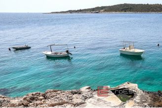 19 2019 95 Rogoznica house sea view for sale