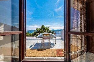20 2019 94 Omis area house sea view for sale