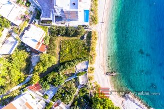 06 2016 373 Omis building plot seafront for sale