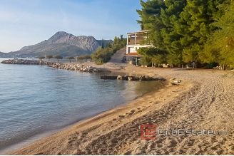 06 2016 373 Omis building plot seafront for sale