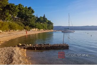 06 2016 373 Omis building plot seafront for sale