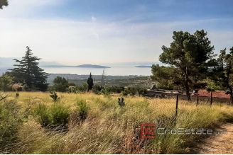 07 2016 356 Kastela ruin sea view for sale