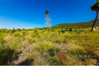 07 2016 356 Kastela ruin sea view for sale