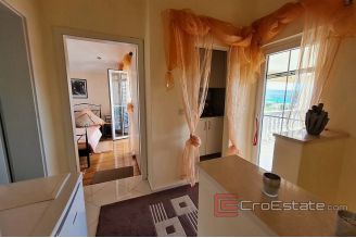 016 4897 Zadar area house sea view for sale