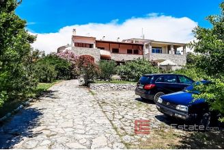 15 2016 358 Sibenik sea front house for sale