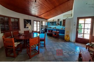 15 2016 358 Sibenik sea front house for sale