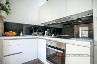 020 2022 181 trogir ciovo renovated stone house for sale