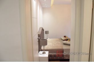018 2018 121 split two bedroom apartment for sale