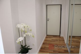 018 2018 121 split two bedroom apartment for sale