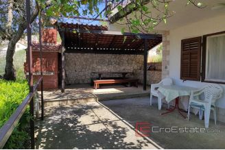 014 4904 30 detached house with the sea view Ciovo for sale1