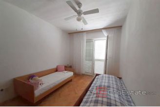 017 2016 363 near omis two floors with sea view for sale