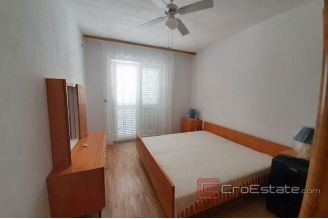 017 2016 363 near omis two floors with sea view for sale