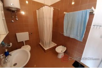 017 2016 363 near omis two floors with sea view for sale