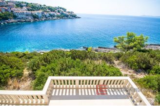 20 2013 59 Korcula house sea front for sale