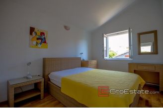 20 2013 59 Korcula house sea front for sale