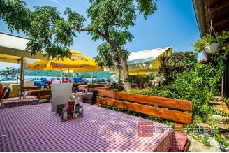 15 4908 30 Murter hotel seafront for sale
