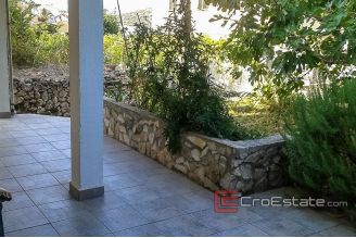 18 4912 30 Iz house sea view for sale