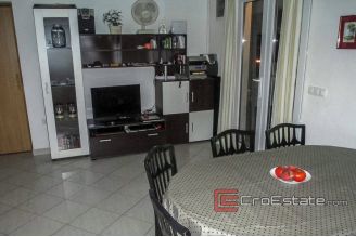 18 4912 30 Iz house sea view for sale